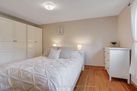 Photo 21 at 2033 Water's Edge Drive, BR Bronte, Oakville