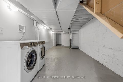 Photo 37 at 768 Richmond Street W, Niagara, Toronto