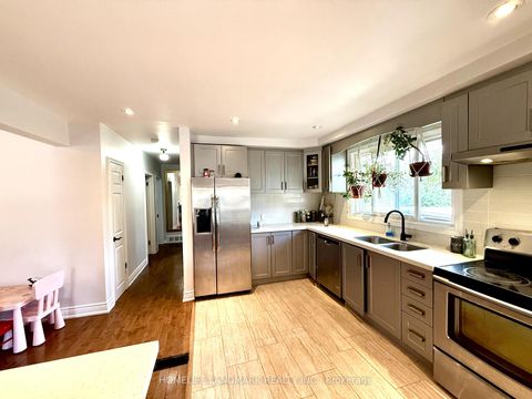 Photo 7 at 3 Colony Road, Maryvale, Toronto