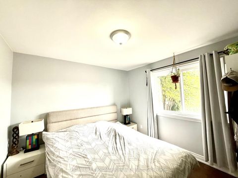 Photo 9 at 3 Colony Road, Maryvale, Toronto