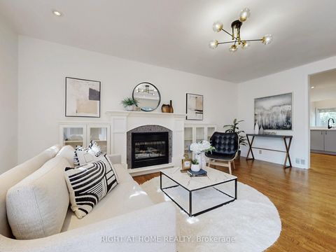 Photo 5 at 12 Westbrook Avenue, Lumsden, Toronto