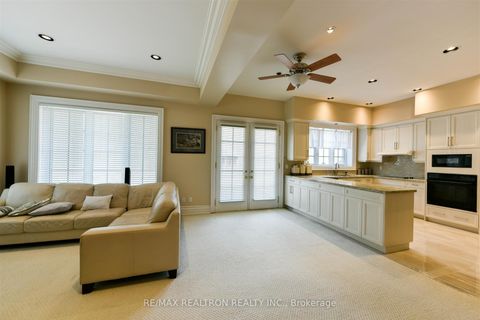 Photo 24 at 65 Offord Crescent, Bayview Southeast, Aurora