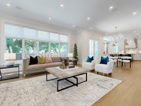 Photo 10 at 172 Burgundy Drive, MO Morrison, Oakville