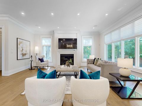 Photo 11 at 172 Burgundy Drive, MO Morrison, Oakville