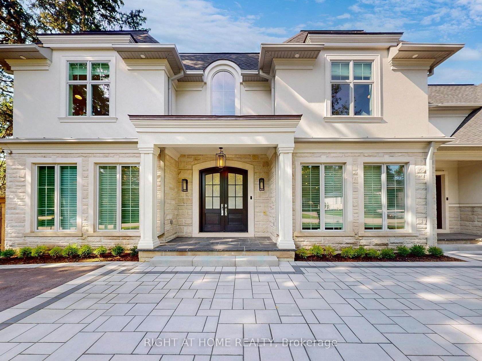 172 Burgundy Drive, MO Morrison, Oakville 