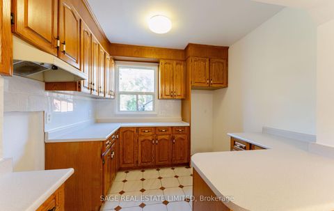 Photo 11 at 164 Symington Avenue, Junction, Toronto