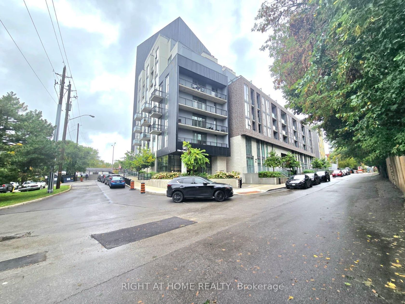 718 - 90 Glen Everest Road S, Cliffside, Toronto by Alessia Polo 718 - 90 Glen Everest Road S, Cliffside, Toronto