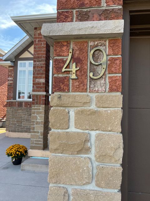 Photo 6 at 49 Felt Crescent, Bayshore, Barrie Photo 6 at 49 Felt Crescent, Bayshore, Barrie