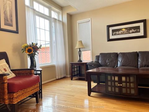 Photo 10 at 49 Felt Crescent, Bayshore, Barrie