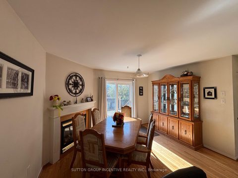 Photo 17 at 49 Felt Crescent, Bayshore, Barrie