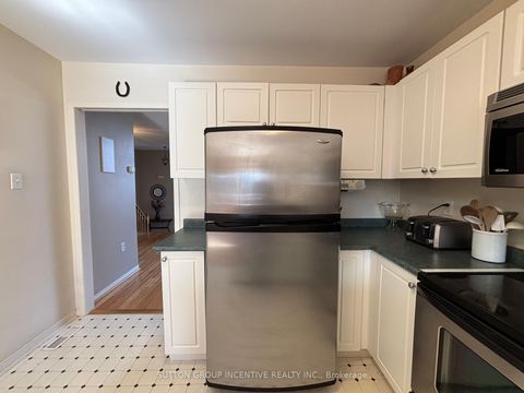 Photo 22 at 49 Felt Crescent, Bayshore, Barrie