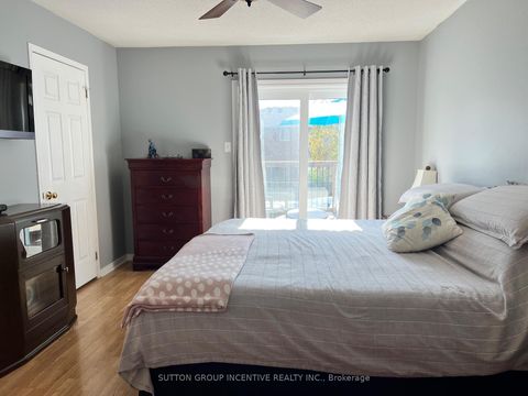 Photo 23 at 49 Felt Crescent, Bayshore, Barrie