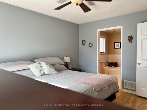 Photo 24 at 49 Felt Crescent, Bayshore, Barrie