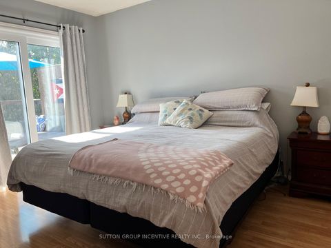 Photo 25 at 49 Felt Crescent, Bayshore, Barrie