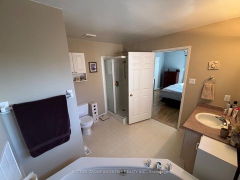 Photo 29 at 49 Felt Crescent, Bayshore, Barrie