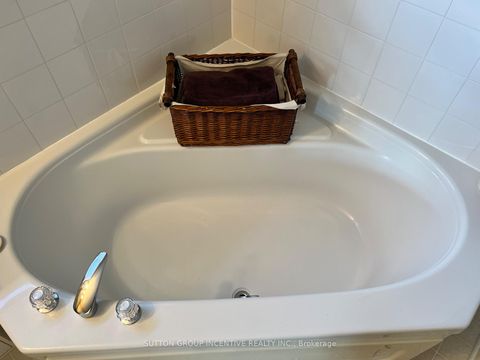 Photo 33 at 49 Felt Crescent, Bayshore, Barrie Photo 33 at 49 Felt Crescent, Bayshore, Barrie