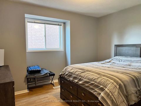 Photo 35 at 49 Felt Crescent, Bayshore, Barrie