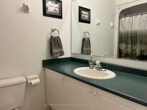 Photo 37 at 49 Felt Crescent, Bayshore, Barrie