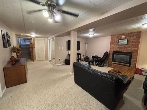 Photo 41 at 49 Felt Crescent, Bayshore, Barrie