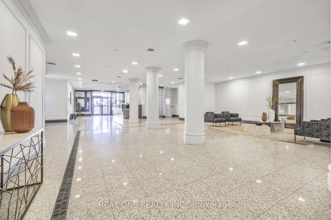 Photo 21 at 1015 - 7 Bishop Avenue, Newtonbrook East, Toronto