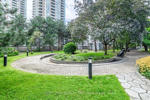 Photo 38 at 1015 - 7 Bishop Avenue, Newtonbrook East, Toronto