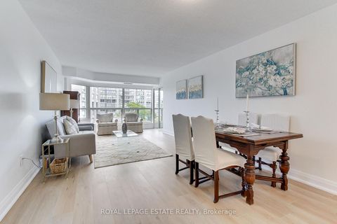 Photo 13 at 407 - 175 Cedar Ave Avenue, Harding, Richmond Hill