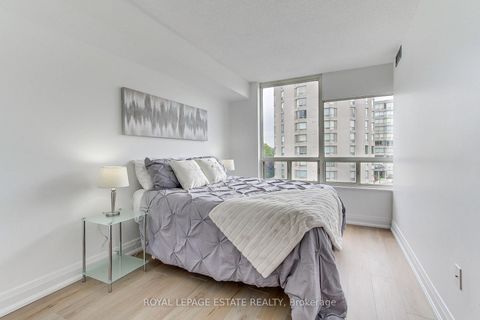 Photo 28 at 407 - 175 Cedar Ave Avenue, Harding, Richmond Hill