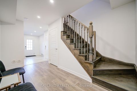 Photo 3 at 75 Mcalister Avenue, Rural Richmond Hill, Richmond Hill