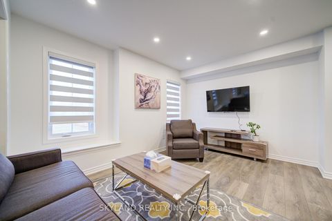 Photo 11 at 75 Mcalister Avenue, Rural Richmond Hill, Richmond Hill