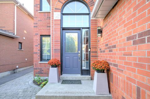 Photo 1 at 108 Kirkbride Crescent, Maple, Vaughan