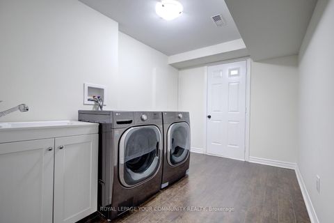 Photo 37 at 32 Black Maple Crescent, Patterson, Vaughan