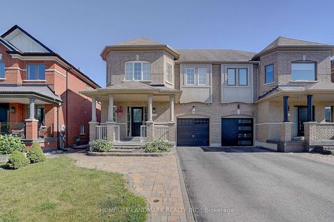 Photo 0 at 47 Wallwark Street, Bayview Northeast, Aurora