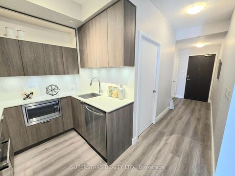 Photo 3 at 614 - 200 Sackville Street, Regent Park, Toronto
