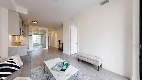 Photo 12 at 821 - 118 Merchants' Wharf, Waterfront Communities C8, Toronto