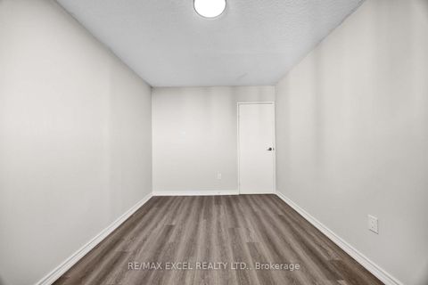 Photo 18 at 817 - 100 Dundalk Drive, Dorset Park, Toronto Photo 18 at 817 - 100 Dundalk Drive, Dorset Park, Toronto