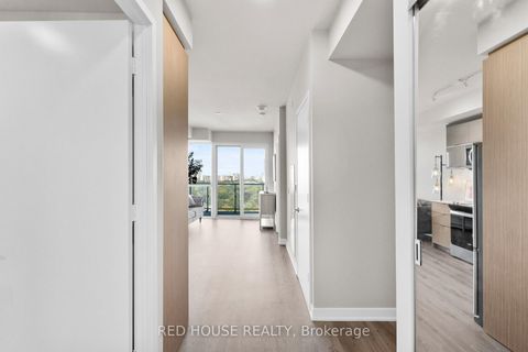 Photo 3 at 1705 - 10 Deerlick Court, Donalda, Toronto