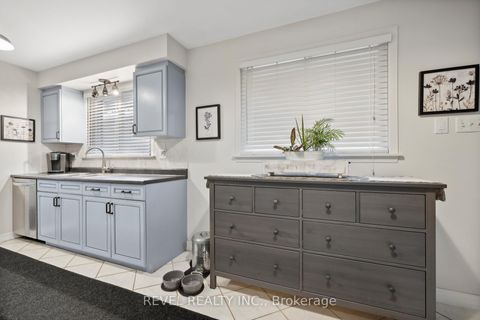 Photo 8 at 93 Willowridge Road, Richview, Toronto