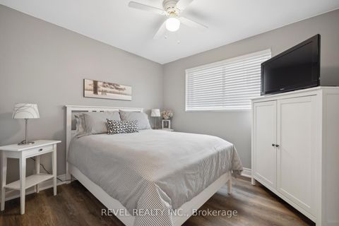 Photo 16 at 93 Willowridge Road, Richview, Toronto