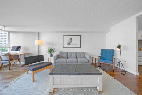Photo 9 at 601 - 130 Carlton Street, South St. James Town, Toronto