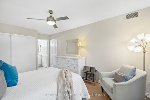 Photo 22 at 303 - 2300 Parkhaven Boulevard, RO River Oaks, Oakville