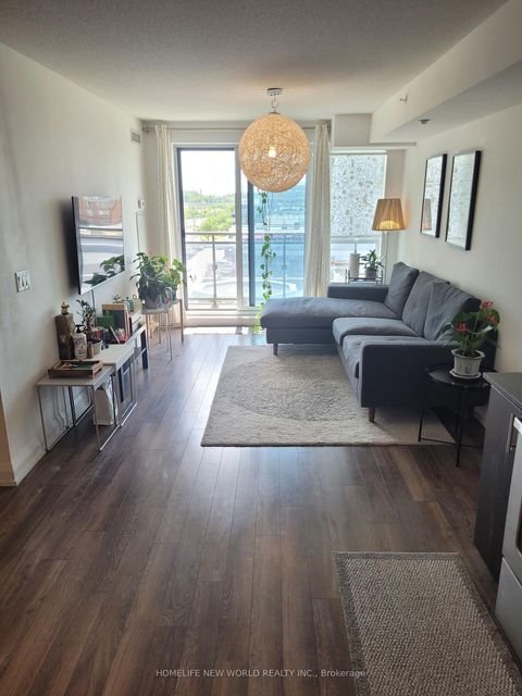 Photo 7 at 717 - 370 Highway 7 Road E, Doncrest, Richmond Hill