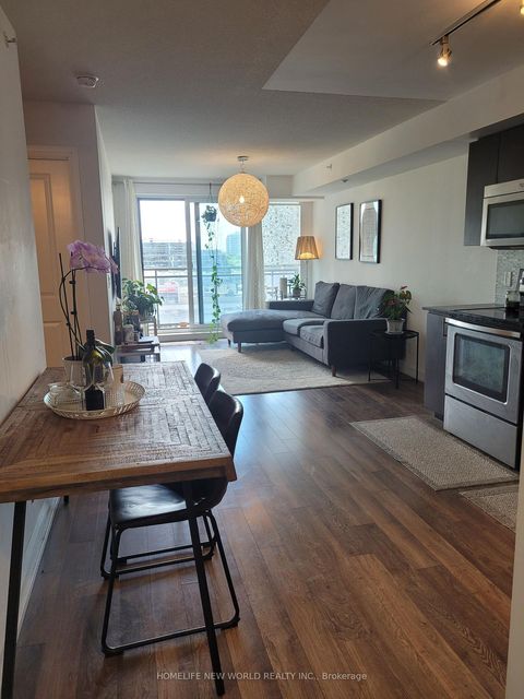 Photo 12 at 717 - 370 Highway 7 Road E, Doncrest, Richmond Hill