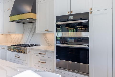 Photo 4 at 4 Braywin Drive, The Westway, Toronto