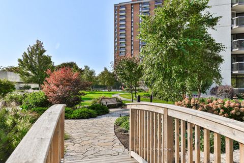 Photo 2 at 701 - 2170 Marine Drive, BR Bronte, Oakville