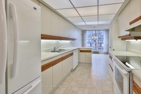 Photo 25 at 701 - 2170 Marine Drive, BR Bronte, Oakville