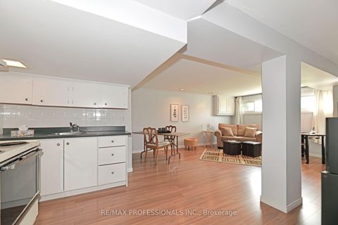 Photo 20 at 39 Montvale Drive, Cliffcrest, Toronto