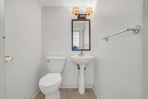 Photo 16 at 136 Three Valleys Drive, Donalda, Toronto
