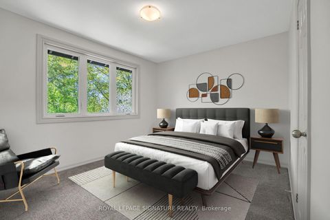 Photo 23 at 136 Three Valleys Drive, Donalda, Toronto