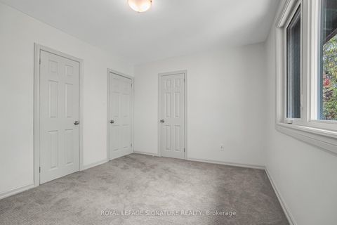 Photo 25 at 136 Three Valleys Drive, Donalda, Toronto