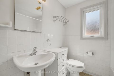 Photo 31 at 136 Three Valleys Drive, Donalda, Toronto